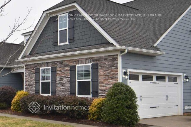 Foto del edificio - 251 Bushney Loop