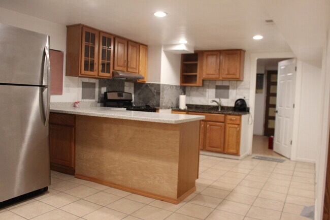 Foto del edificio - 3742 N Richmond St