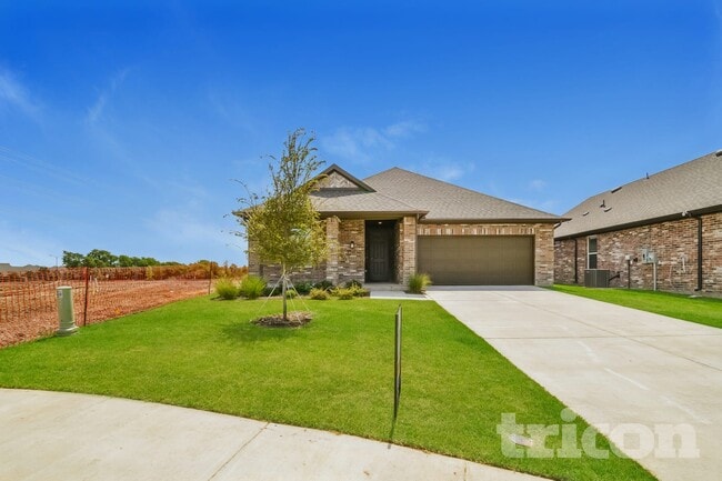 Building Photo - 2505 Finch Holw Dr