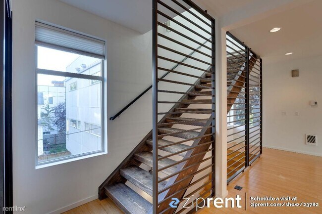 Building Photo - 3 br, 3.5 bath House - 721 Martin Luther K...