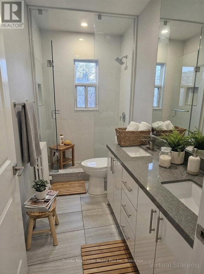 Photo du bâtiment - 1566 Avenue Rd