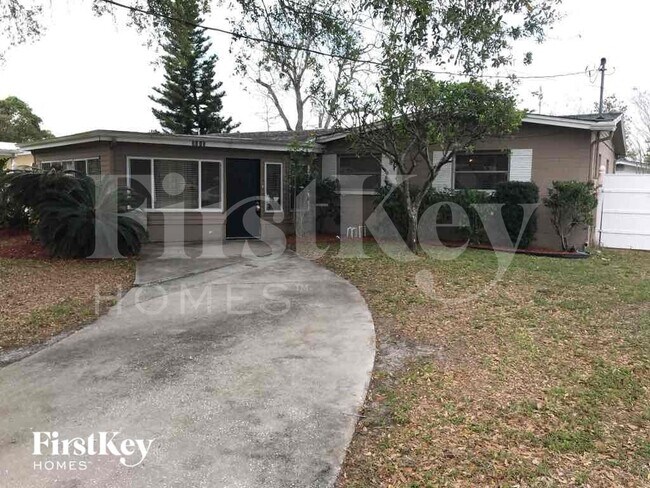 Foto del edificio - 2316 Colby Ln