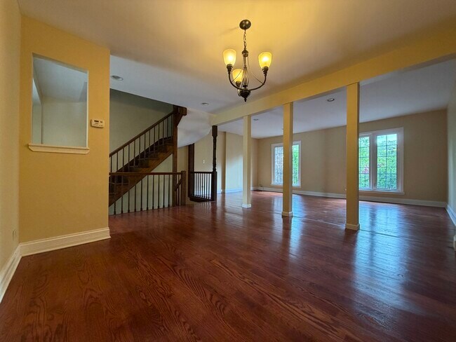 Foto del edificio - 3021 Highland Ave