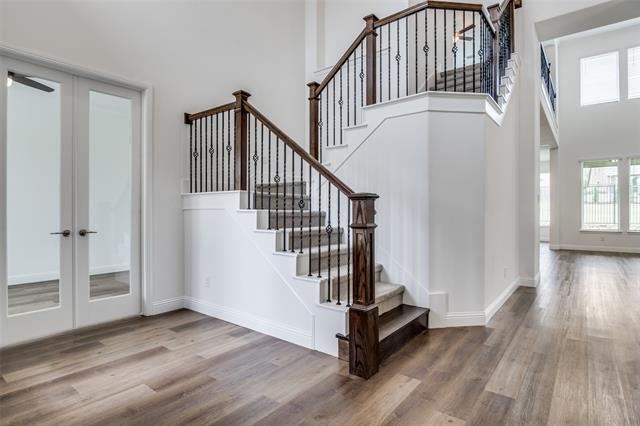 Foto del edificio - 513 Montrose Dr