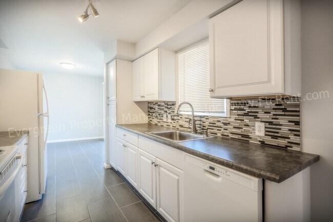 Foto del edificio - Adorable 3-bedroom Close to CSU and Old Town!