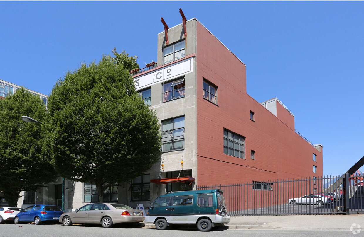 Exterior del edificio - Railtown
