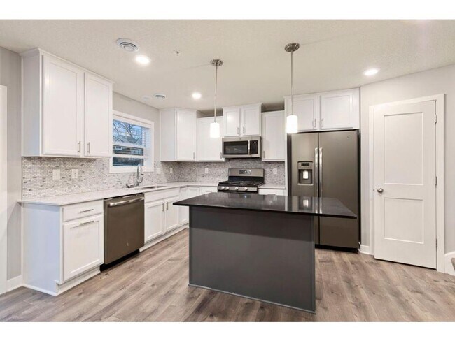 Foto del edificio - 13946 Lupine Trail NE