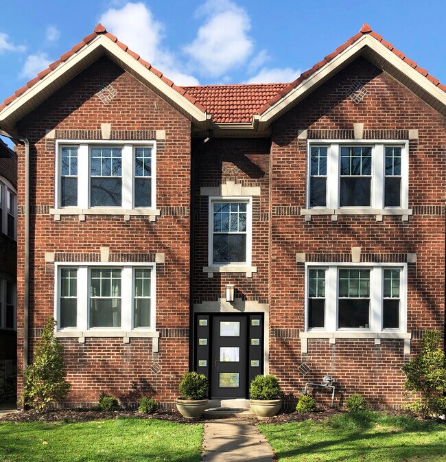 Clayton charm - 6441 Alamo Ave