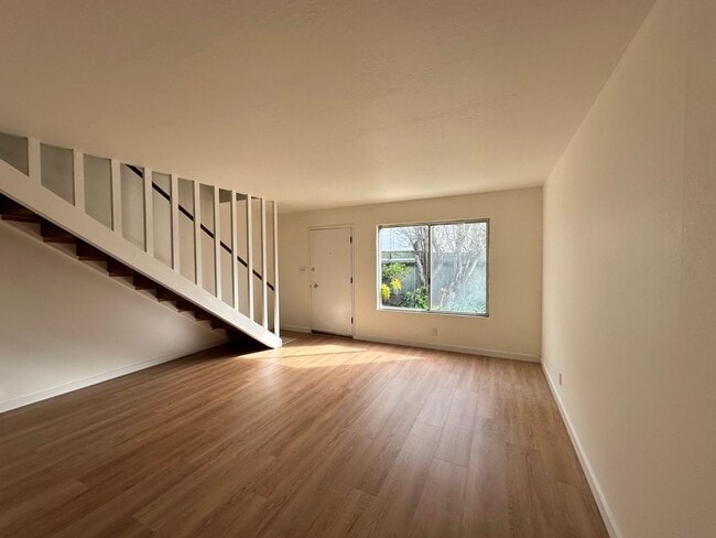 Building Photo - Cunliffe