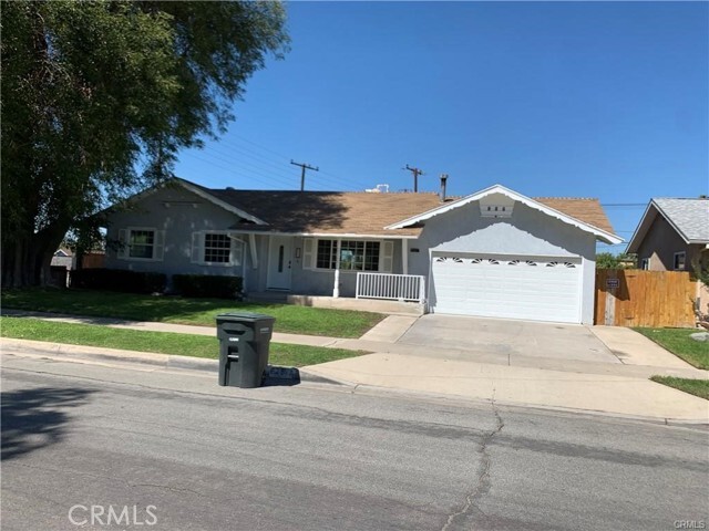Foto principal - 625 E St James Ave