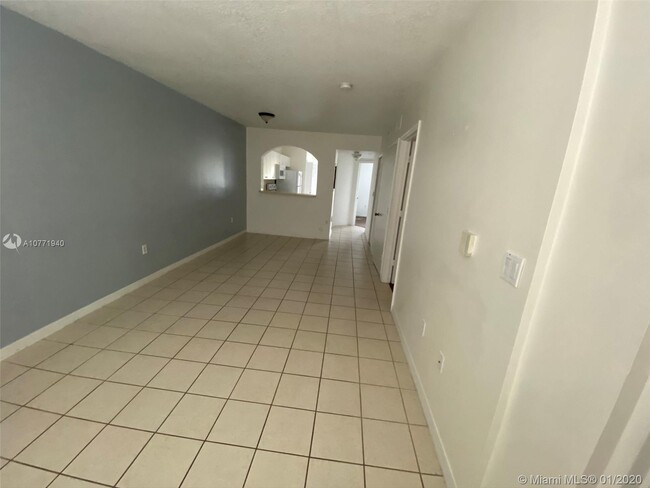Foto del edificio - 3395 NE 10th St