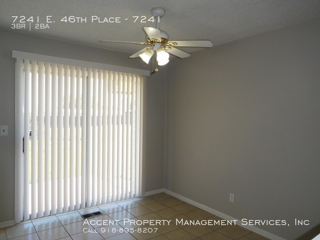 Building Photo - 3 bedroom, 2 bath Duplex