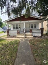 Building Photo - 1091-1093-1093 S Champion Ave