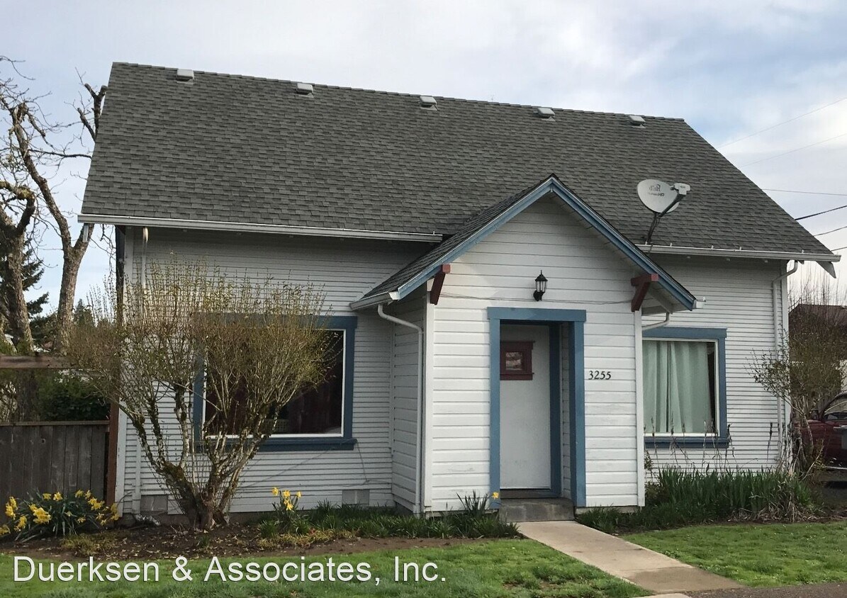 4 br, 1.5 bath House 3255 NW Taylor Ave House for Rent in Corvallis