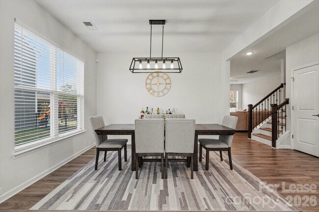 Building Photo - 4444 Fls Lk Dr S W