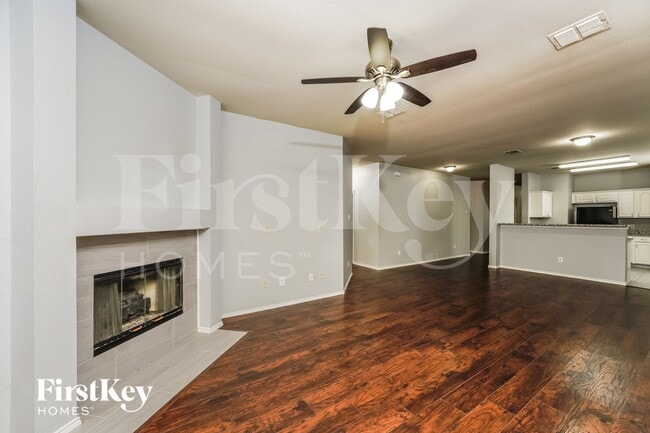 Building Photo - 2325 Sumac Ct