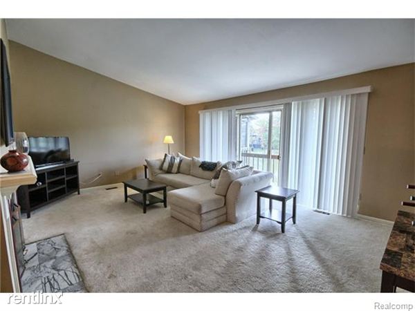 Foto del edificio - 9836 Hawthorne Glen Dr