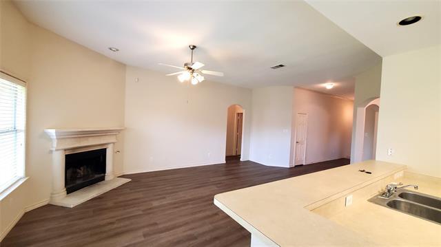 Building Photo - 5017 Promised Land Dr