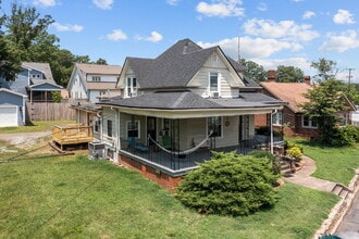 Building Photo - 1417 Watts St