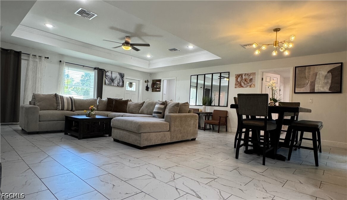 Foto del edificio - 303 E 7th St