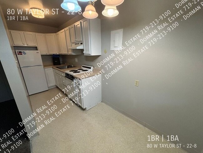 Foto del edificio - 80 W Taylor St