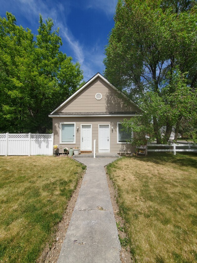 1499 Mound Ave Unit 7, Idaho Falls, ID 83402 Apartments in Idaho Falls, ID