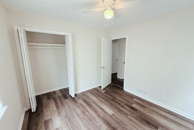 Foto del edificio - 3131 Goode Rd
