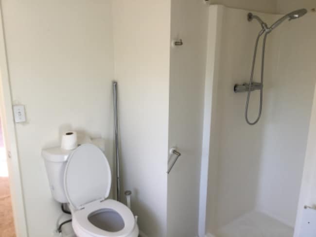 Building Photo - 5625 Sandmound Blvd