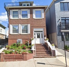 Building Photo - 304 Fulton Ave