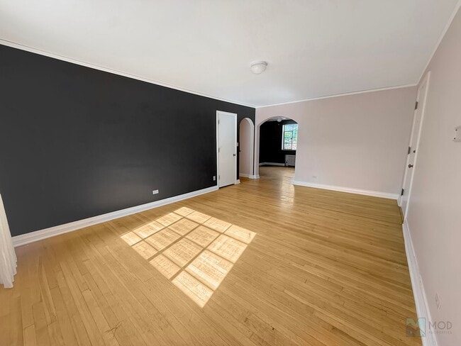 Foto del edificio - $0 DEPOSIT OPTION. CHARMING VINTAGE 1 BEDR...