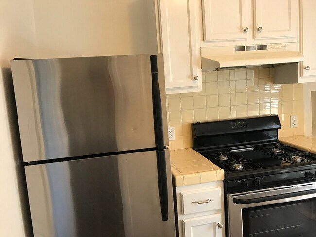 Foto del edificio - 5212 Fountain Ave
