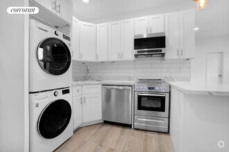 Building Photo - 500 E 73rd St