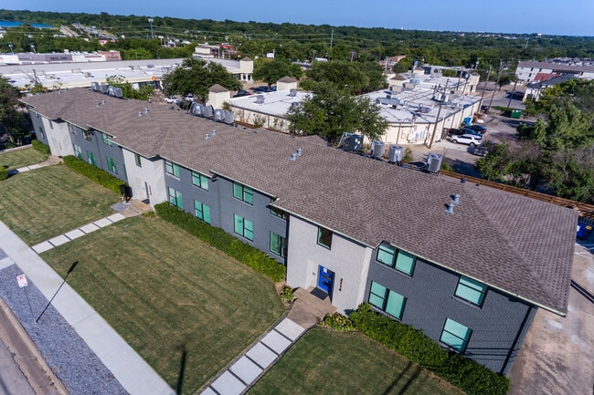 Building Photo - White Rock Views Apartments