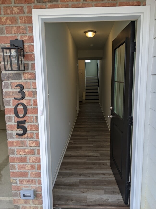 Building Photo - 305 Thurgood Dr