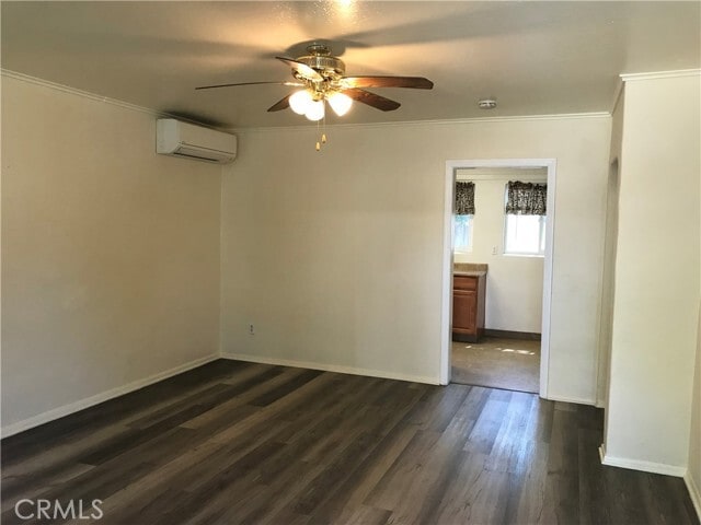 Building Photo - 360 6th St