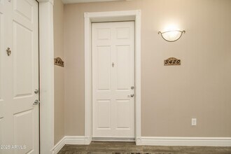 Building Photo - 5350 E Deer Valley Dr