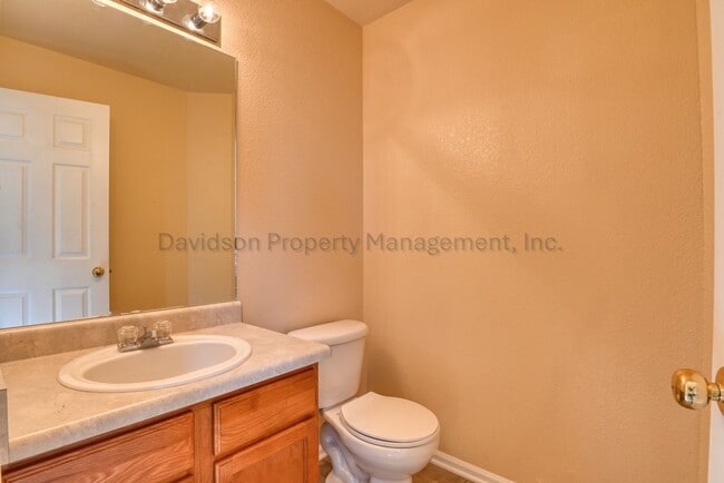 Building Photo - Gorgeous 3 Bedroom House in Springs Ranch