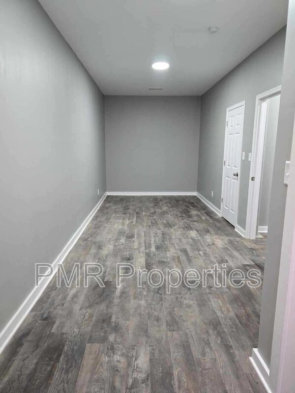 Building Photo - 1410 Olive St