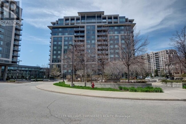 Photo du bâtiment - 233 South Park Rd