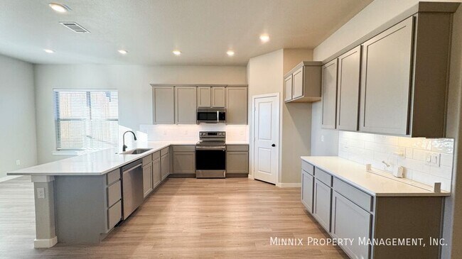 Foto del edificio - 3407 Bryan Ave