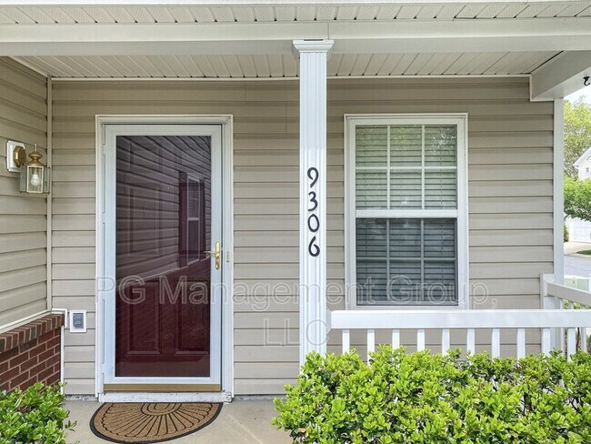 Building Photo - 9306 Meadowmont View Dr