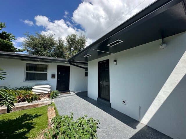 Foto del edificio - 2221 Monroe St