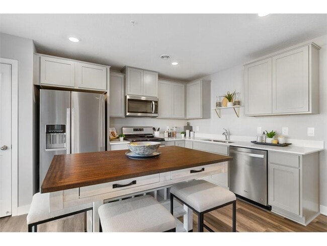 Building Photo - 5154 Stable View Dr