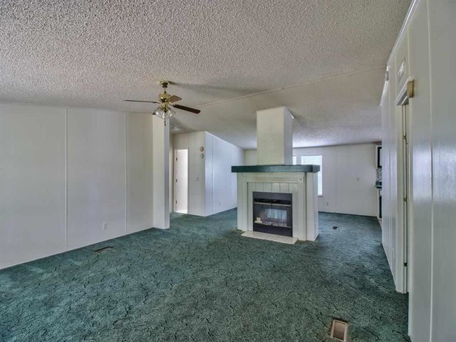 Building Photo - 5000 Bradfordville Rd