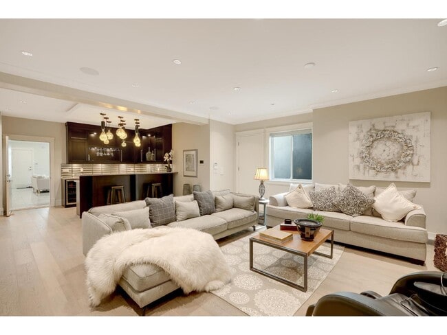 Building Photo - 167XX McNair Dr