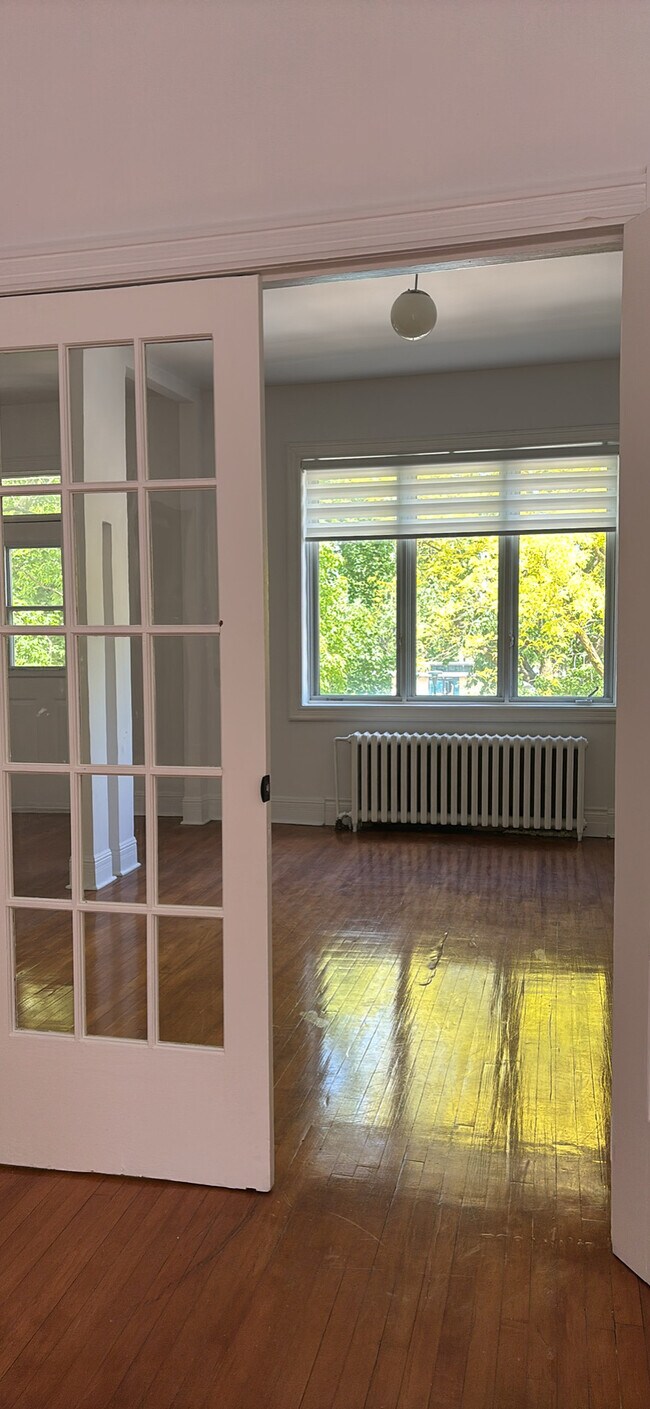 Photo du bâtiment - 846 Av Wiseman