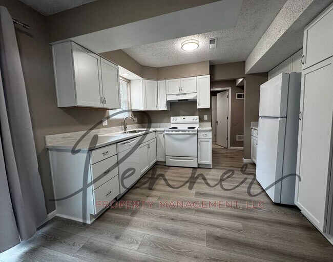 Foto del edificio - 809 NW 36th St Terrace