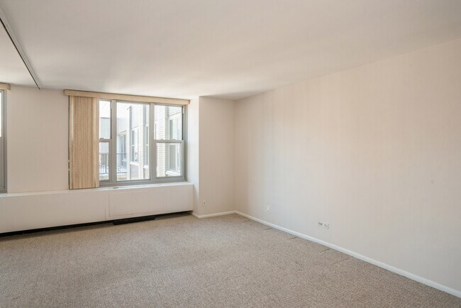 Foto del edificio - 400 E Randolph St