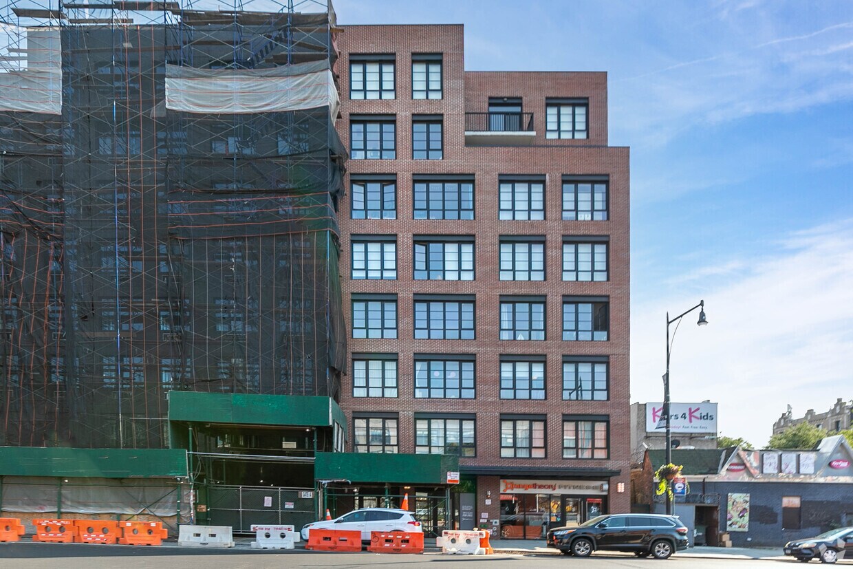 The Decker Apartments in Long Island City, NY