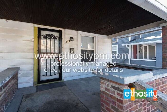 Building Photo - 624 N Euclid Ave